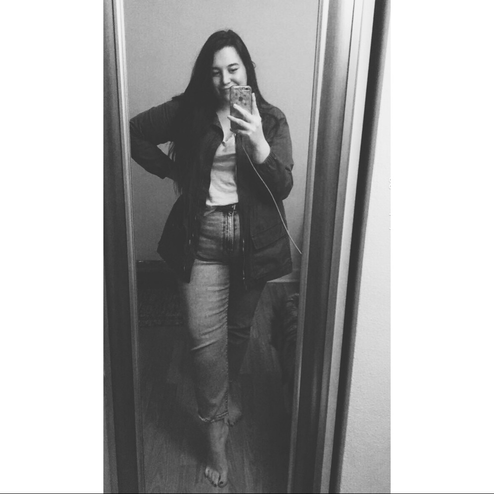 Meet your Posher, Makayla